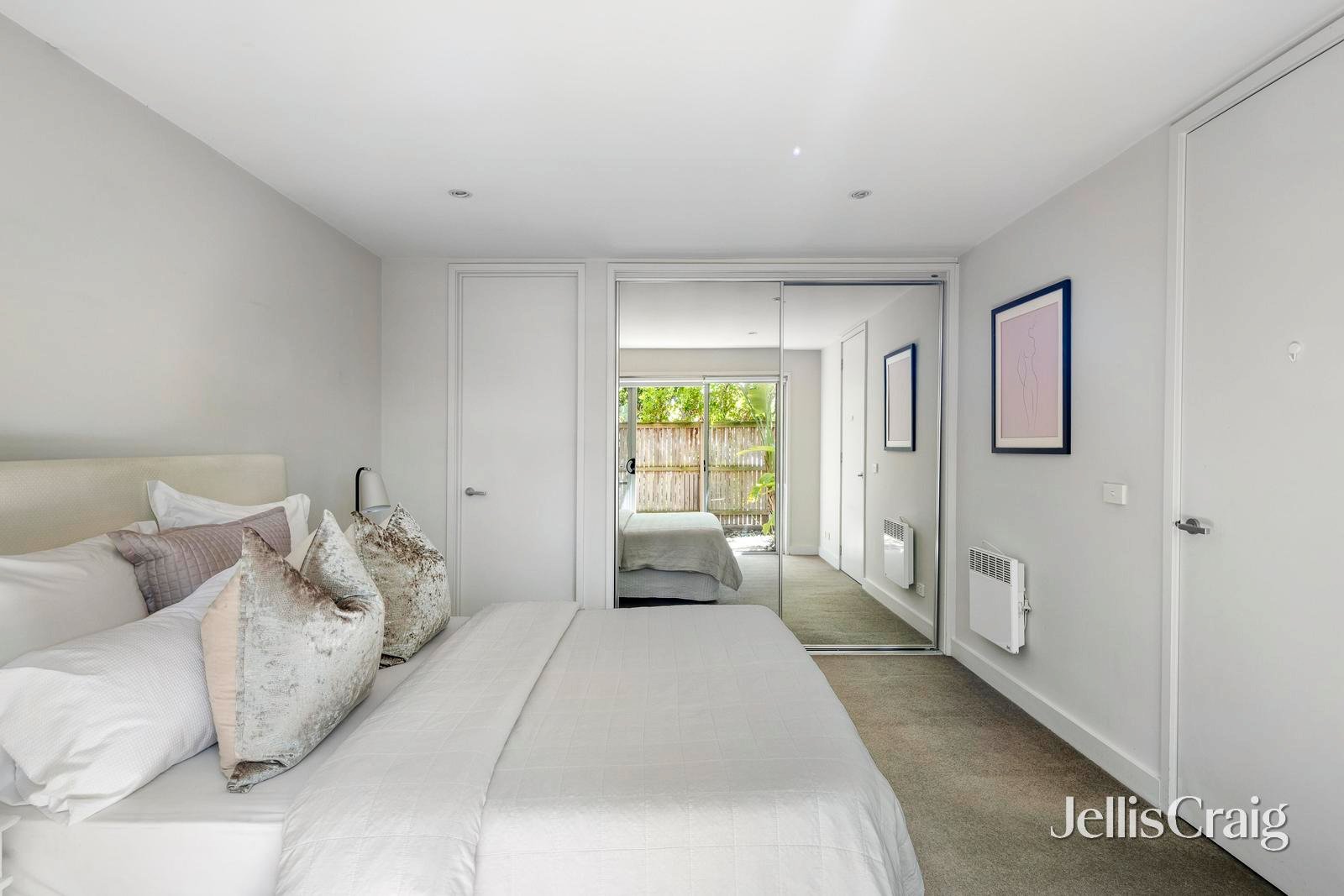 1/41 Coorigil Road, Carnegie image 5