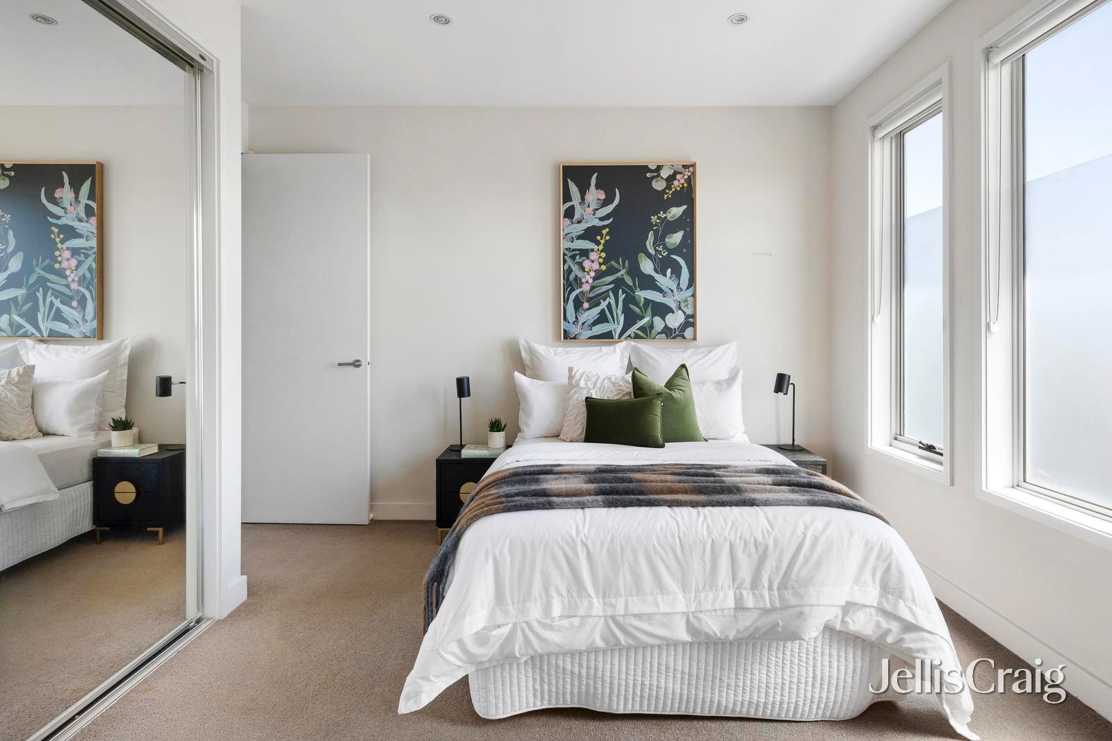 1/41 Coorigil Road, Carnegie image 6