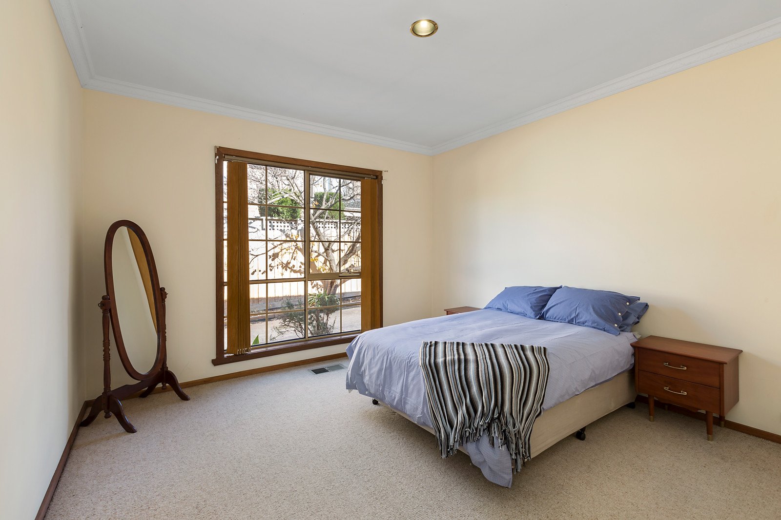 1/41 Hartwood Street, Kew East image 6