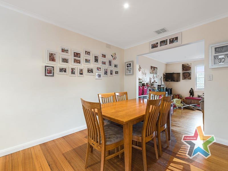 141 Manchester Road, Mooroolbark image 6