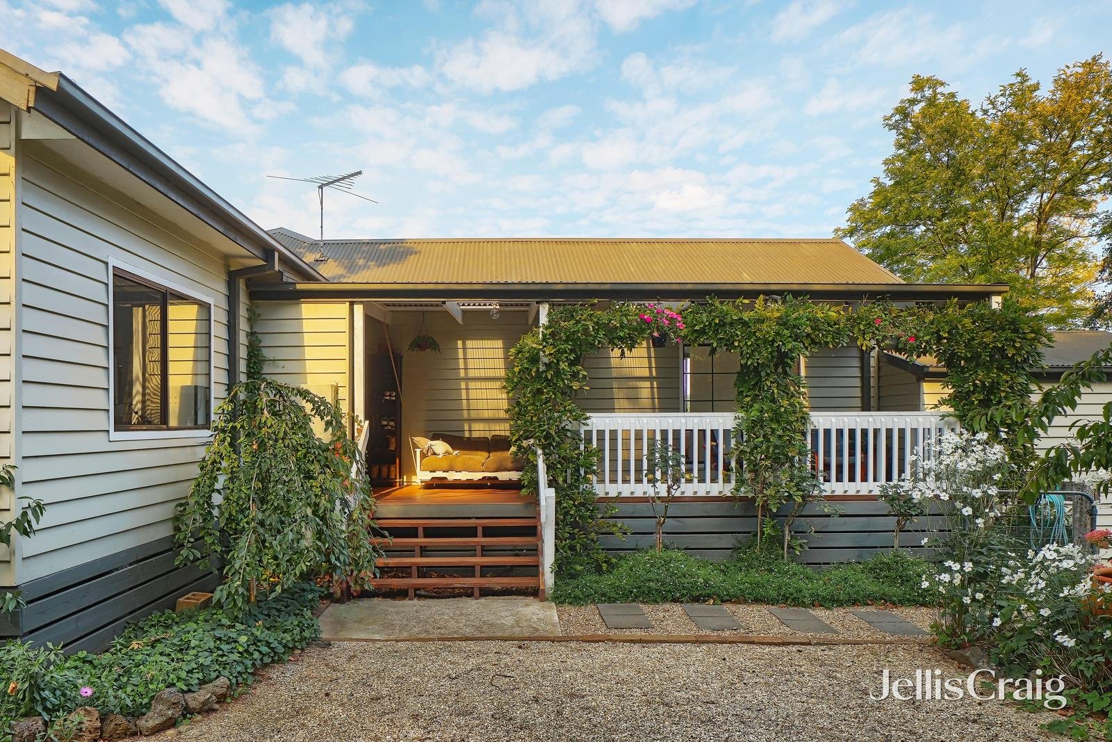 141 Monbulk-Seville Road, Silvan image 2