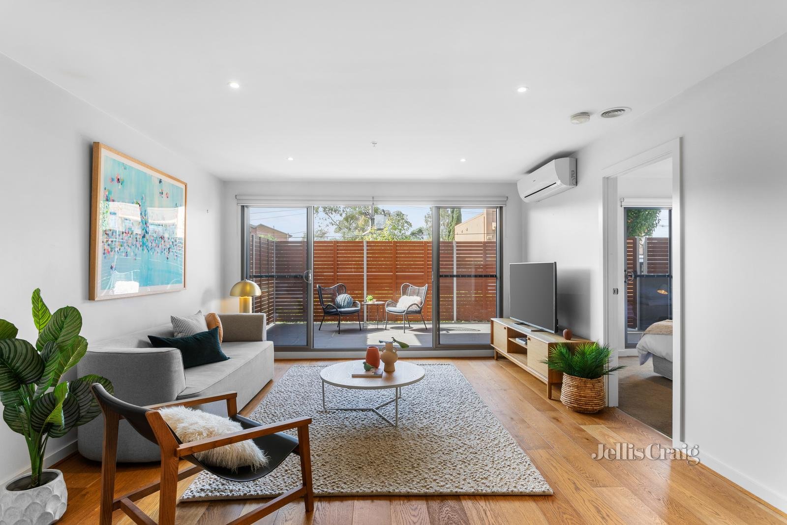 1/41 Murrumbeena Road, Murrumbeena image 1