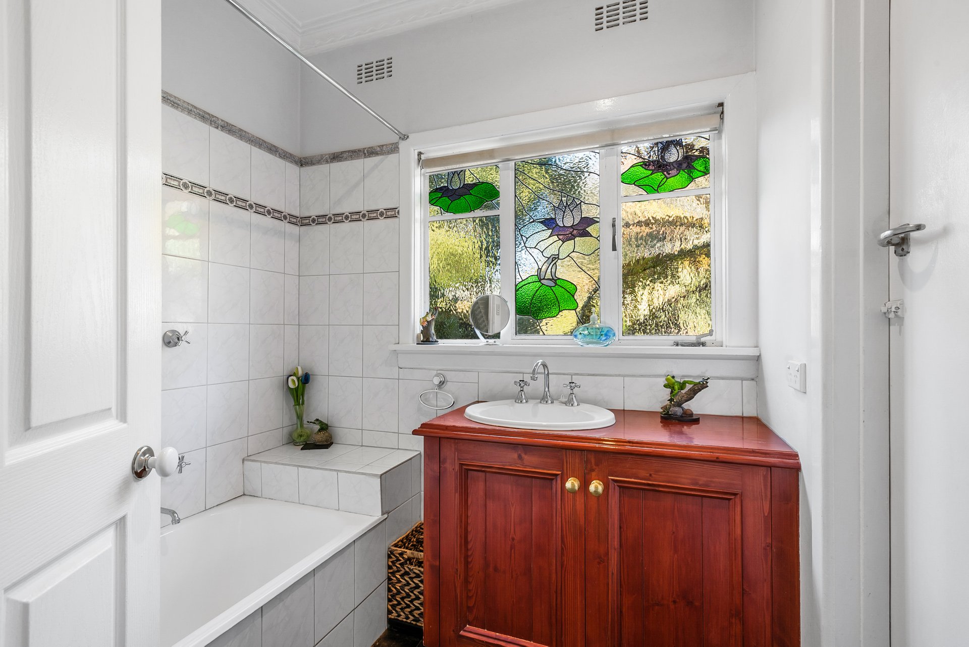 Property Gallery Thumbnail 9