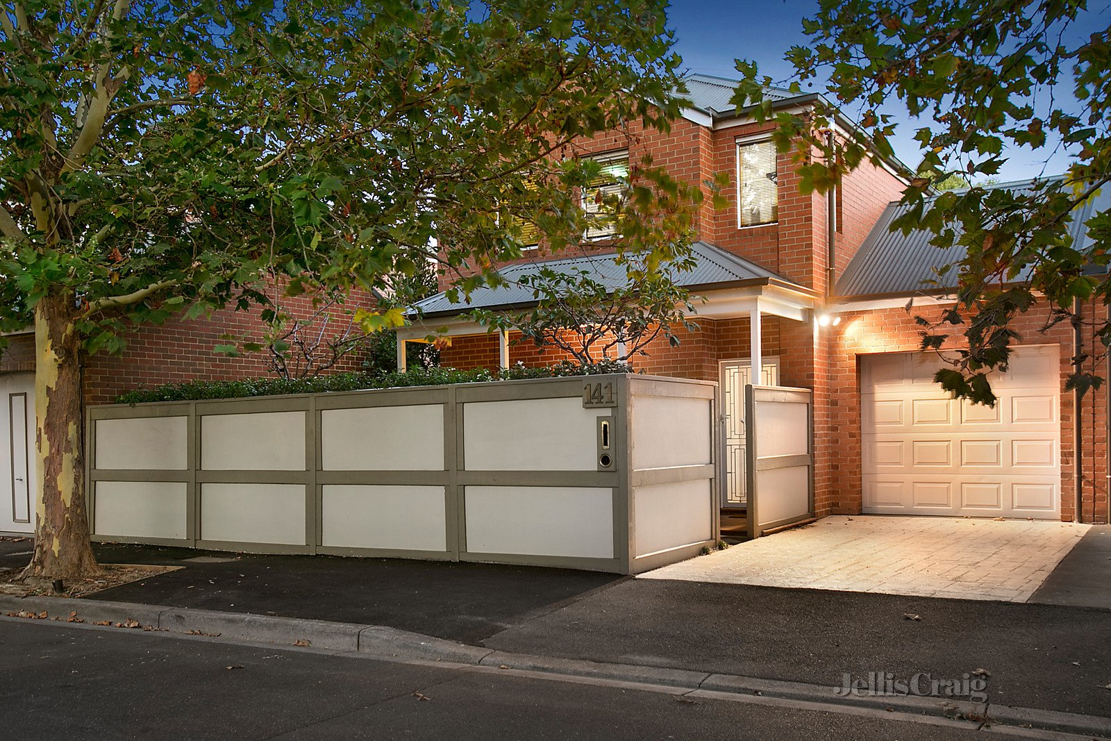 141 Stockmans Way, Kensington image 1