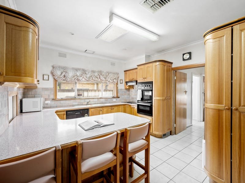 Property Gallery Thumbnail 4
