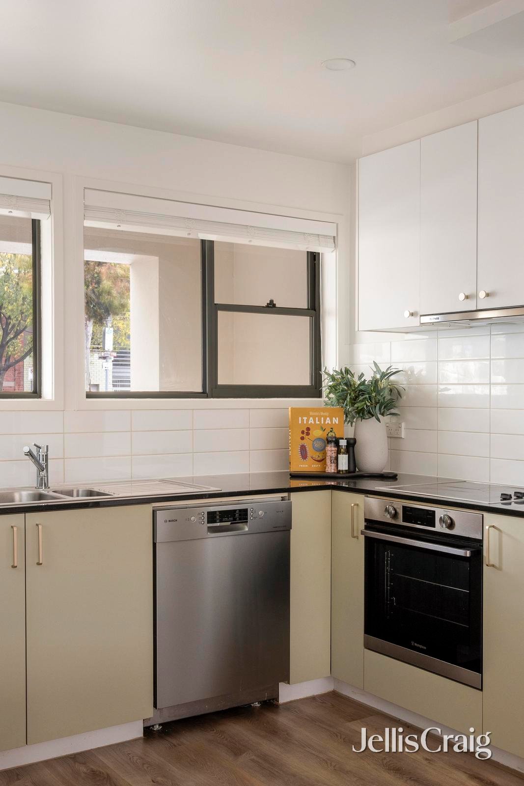 14/1 Villiers Street, North&nbsp;Melbourne image 5