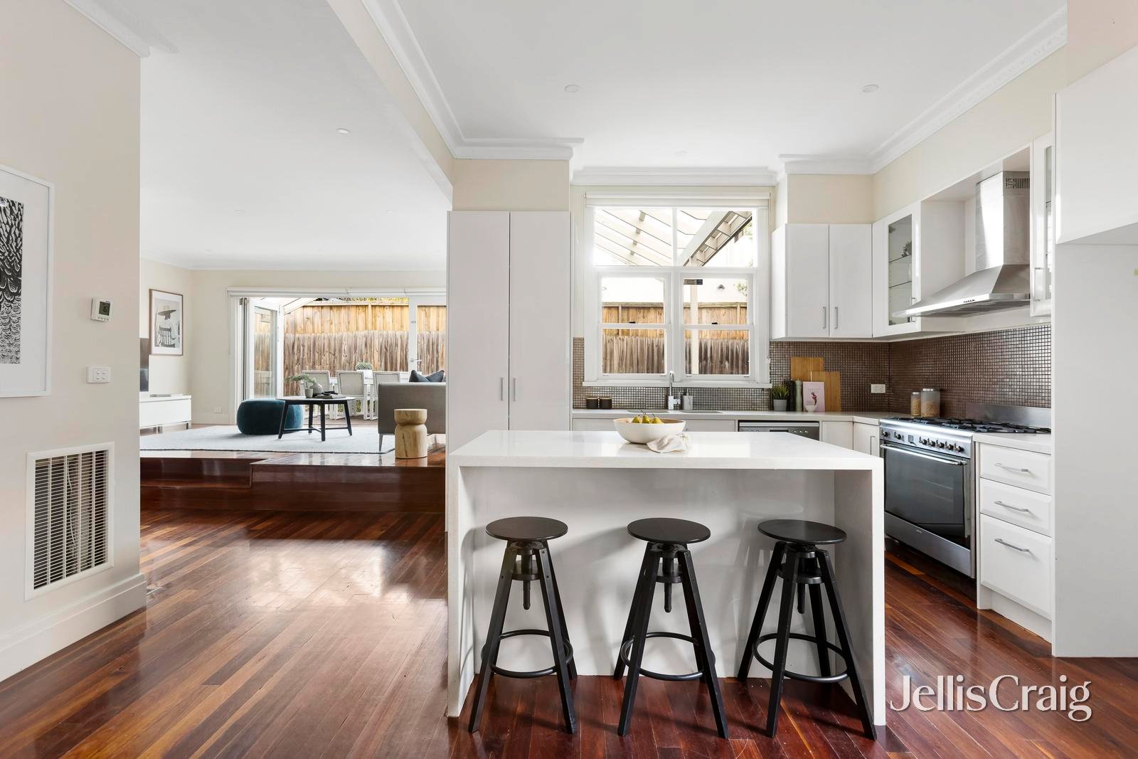 141 Willsmere Road, Kew image 2