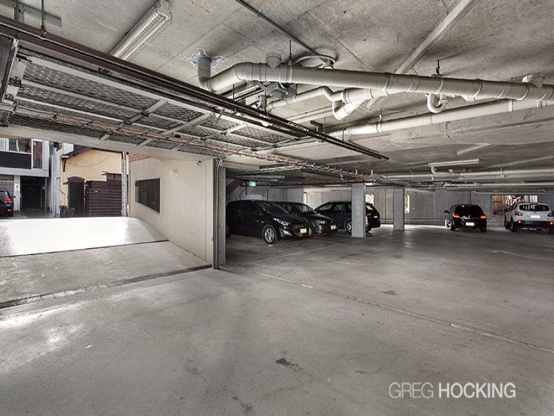 14/10 Carlisle Street, St Kilda image 1