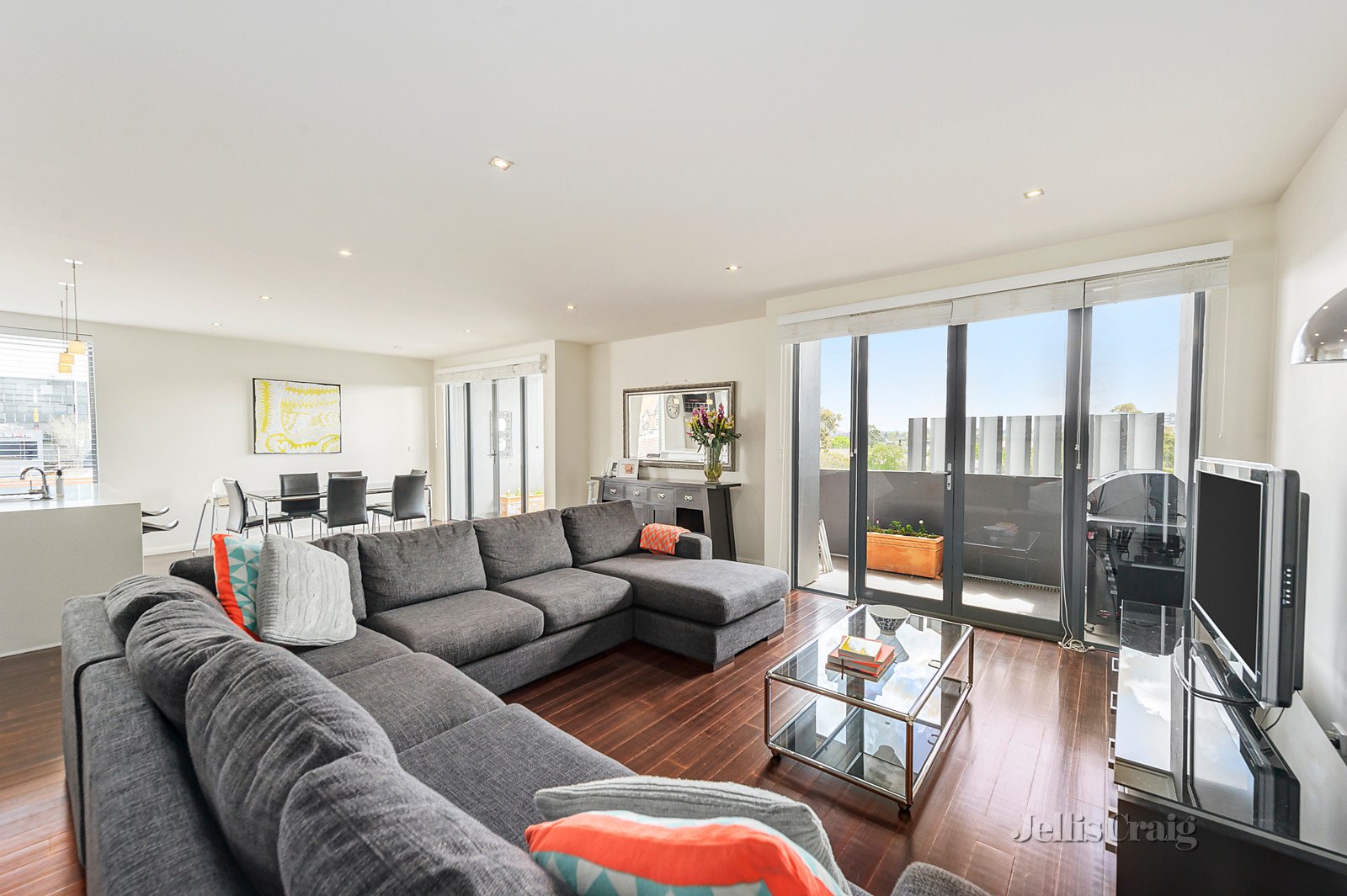 14/107 Riversdale Road, Hawthorn image 1