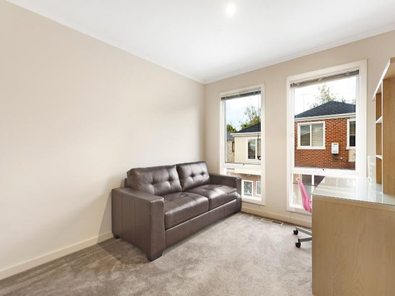 Property Gallery Thumbnail 3