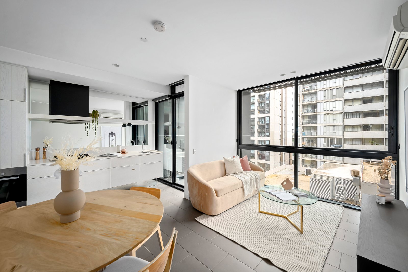 Property Gallery - Main Image