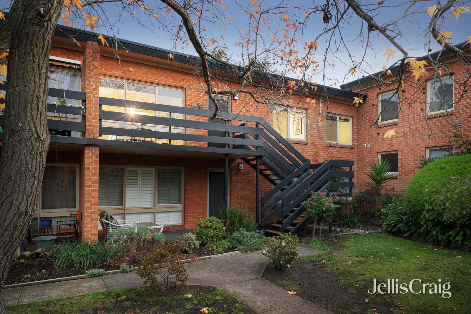 14/127 Hawdon Street, Heidelberg image 1