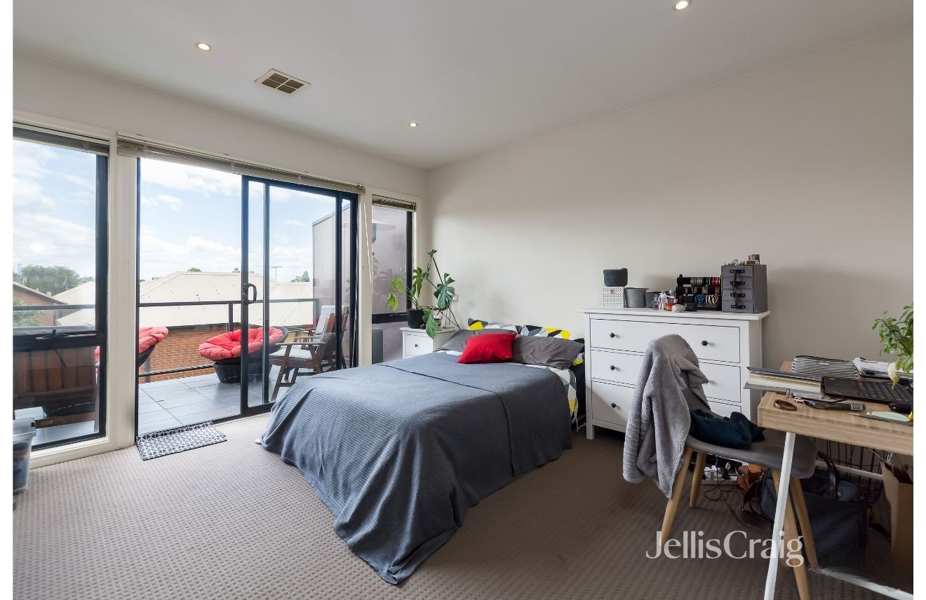 14/127 Somerville Road, Yarraville image 4