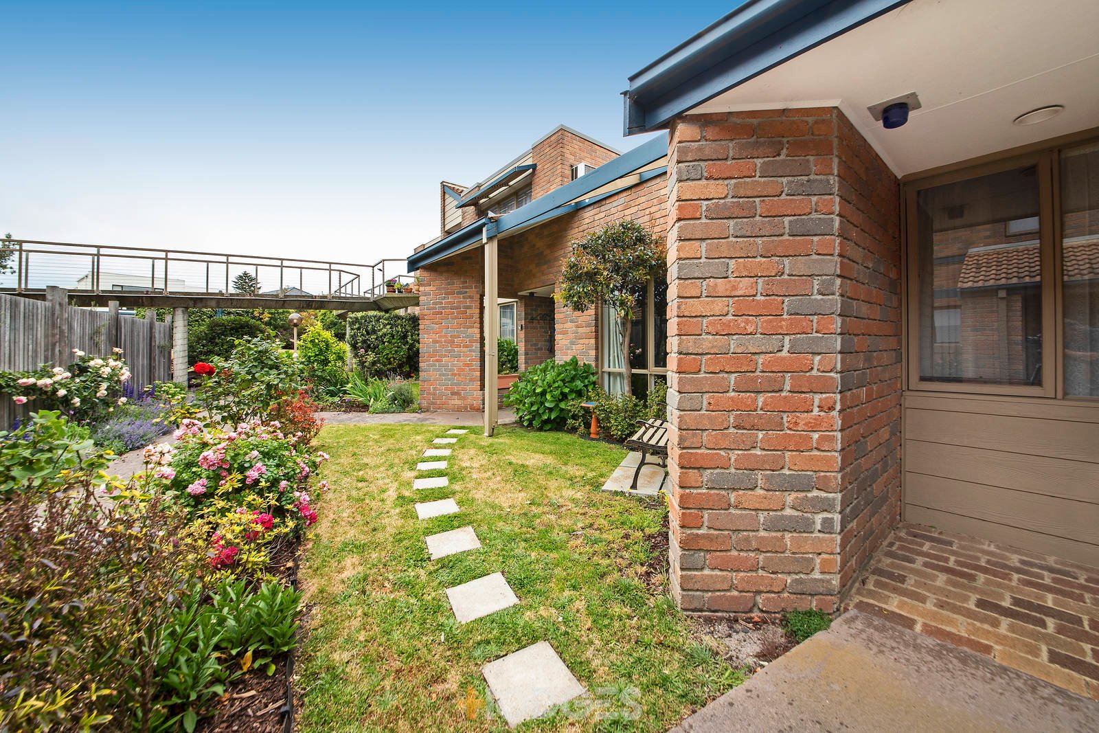 14 / 128-130 Beach Road Parkdale