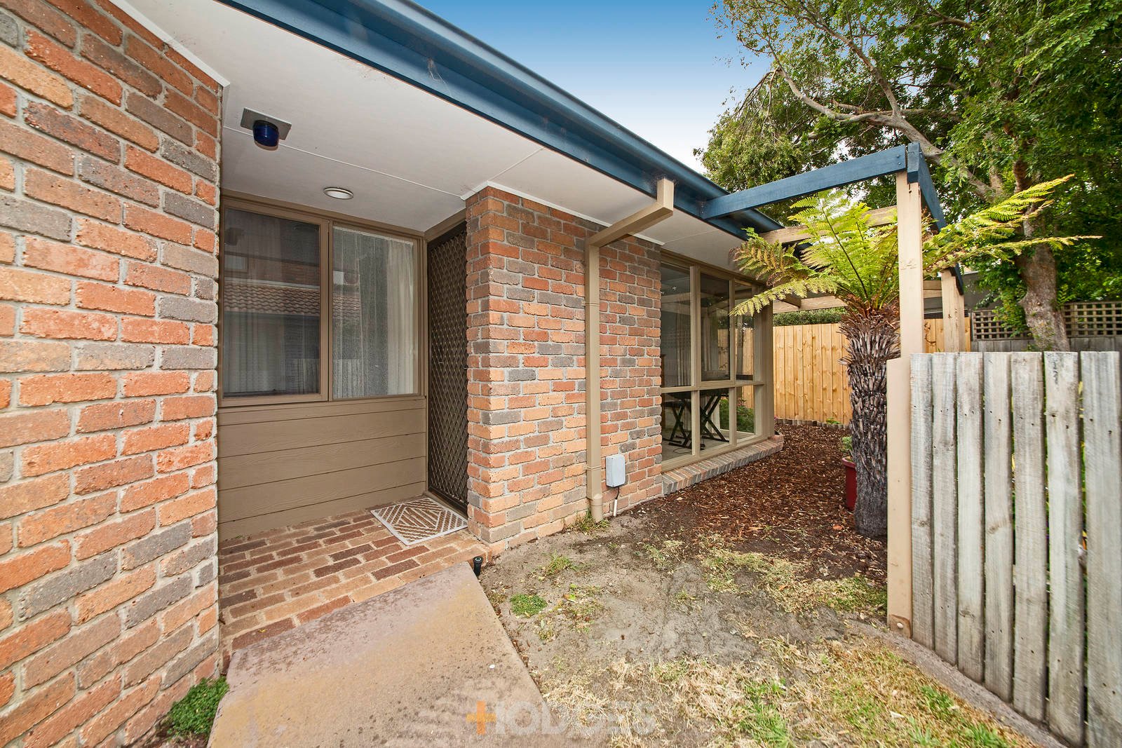 14 / 128-130 Beach Road Parkdale