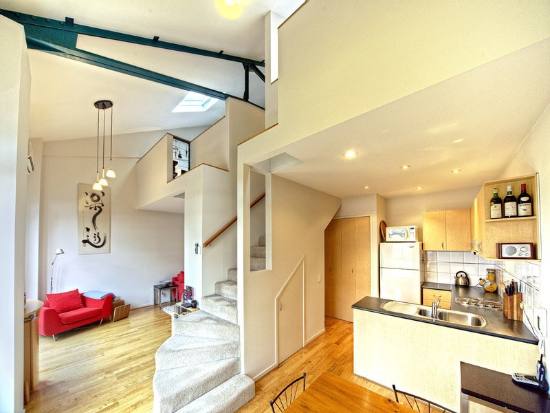 14/145 Ormond Road, Elwood image 2