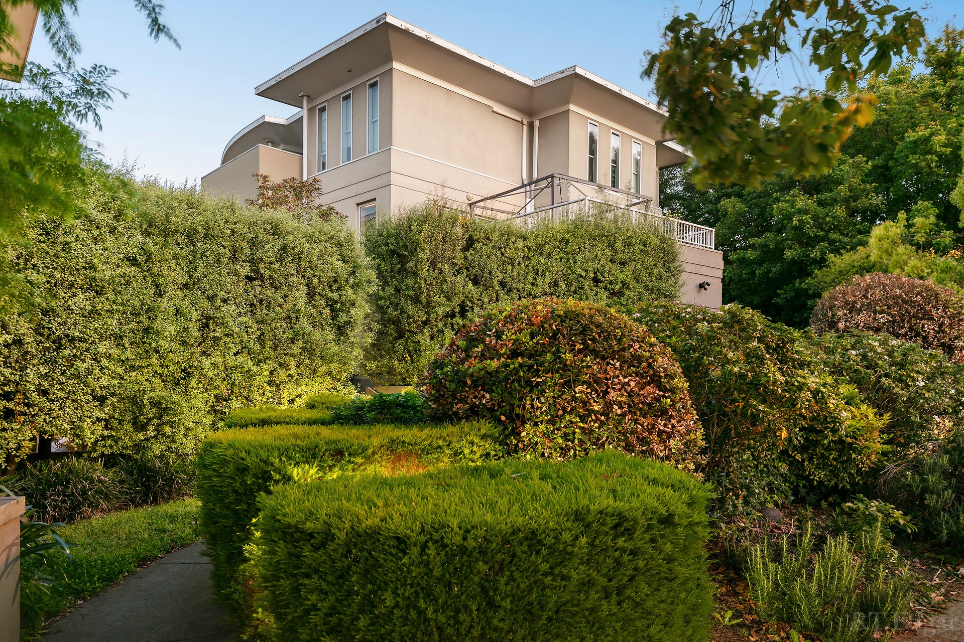 Property Gallery - Main Image