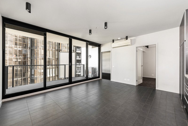 1415 / 673 La Trobe Street DOCKLANDS, VIC 3008