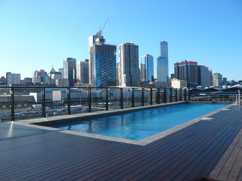 1415 / 673 Latrobe Street DOCKLANDS, VIC 3008