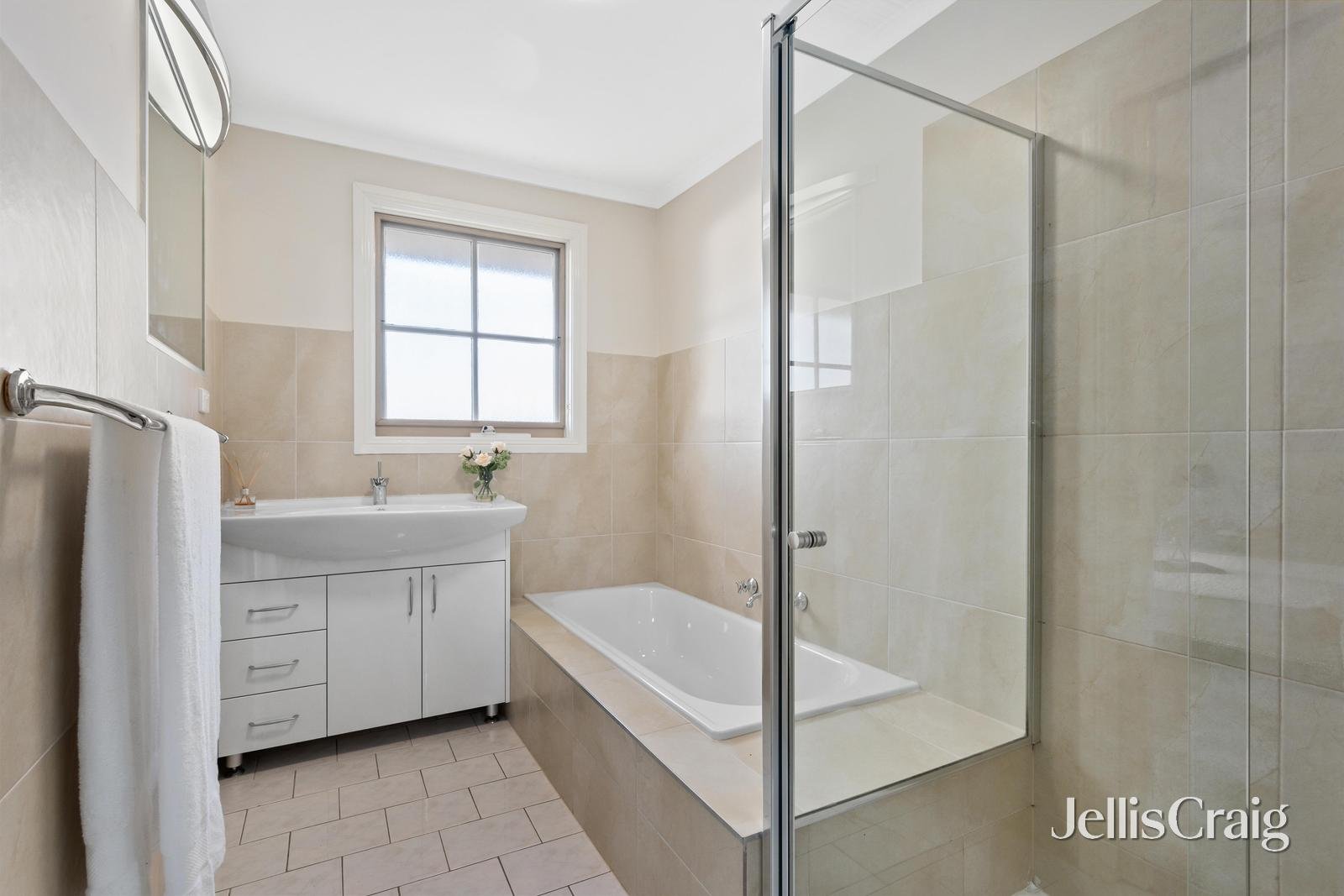 14/15a Wattle Grove, Mckinnon image 8