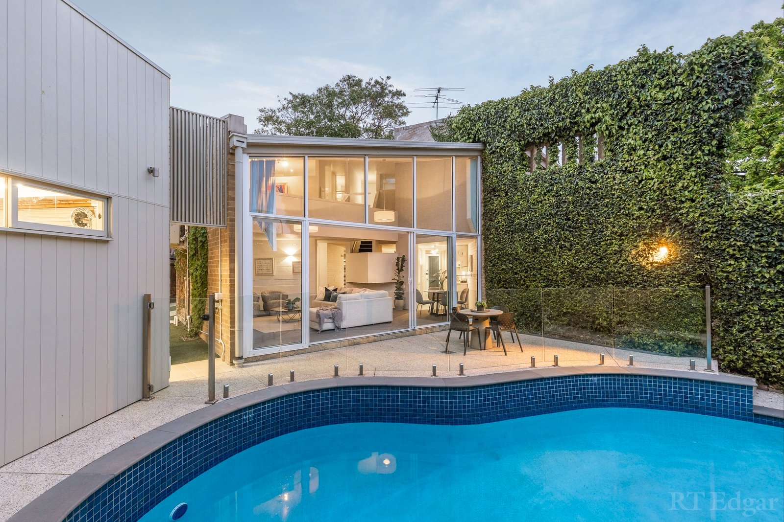Property Gallery Thumbnail 2