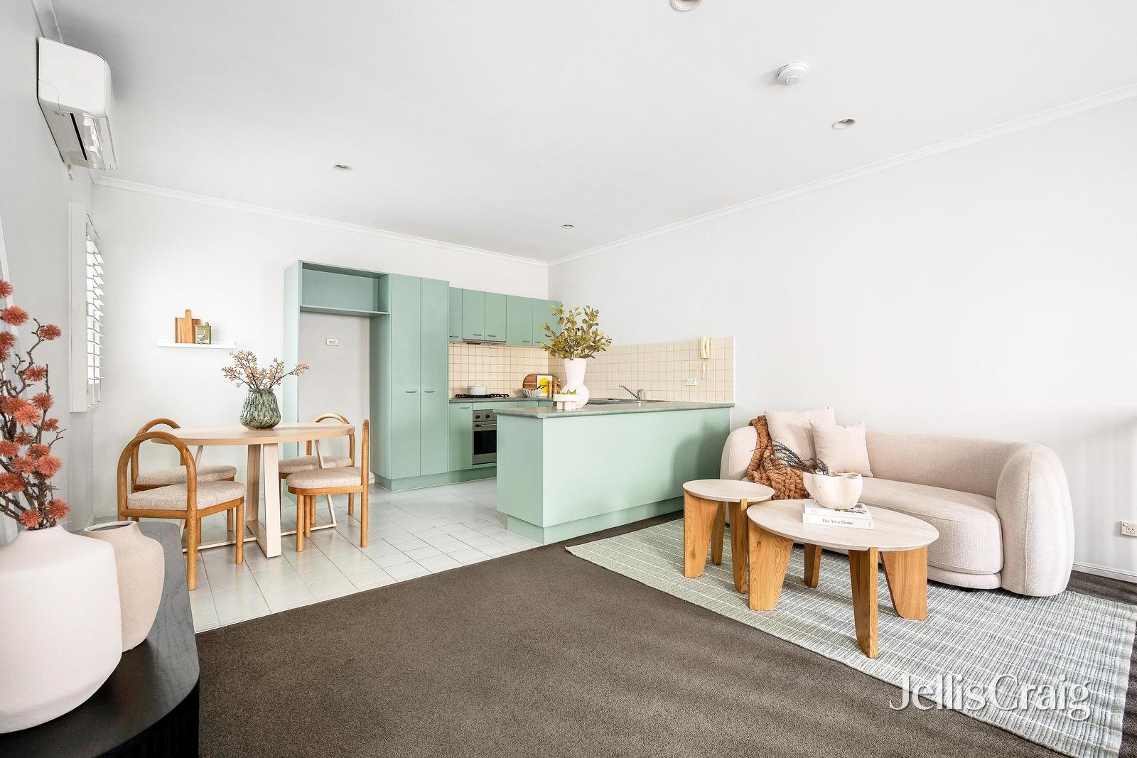 14/162 Stockmans Way, Kensington image 2