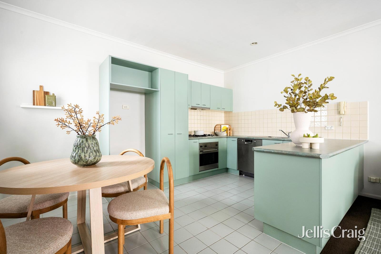14/162 Stockmans Way, Kensington image 3