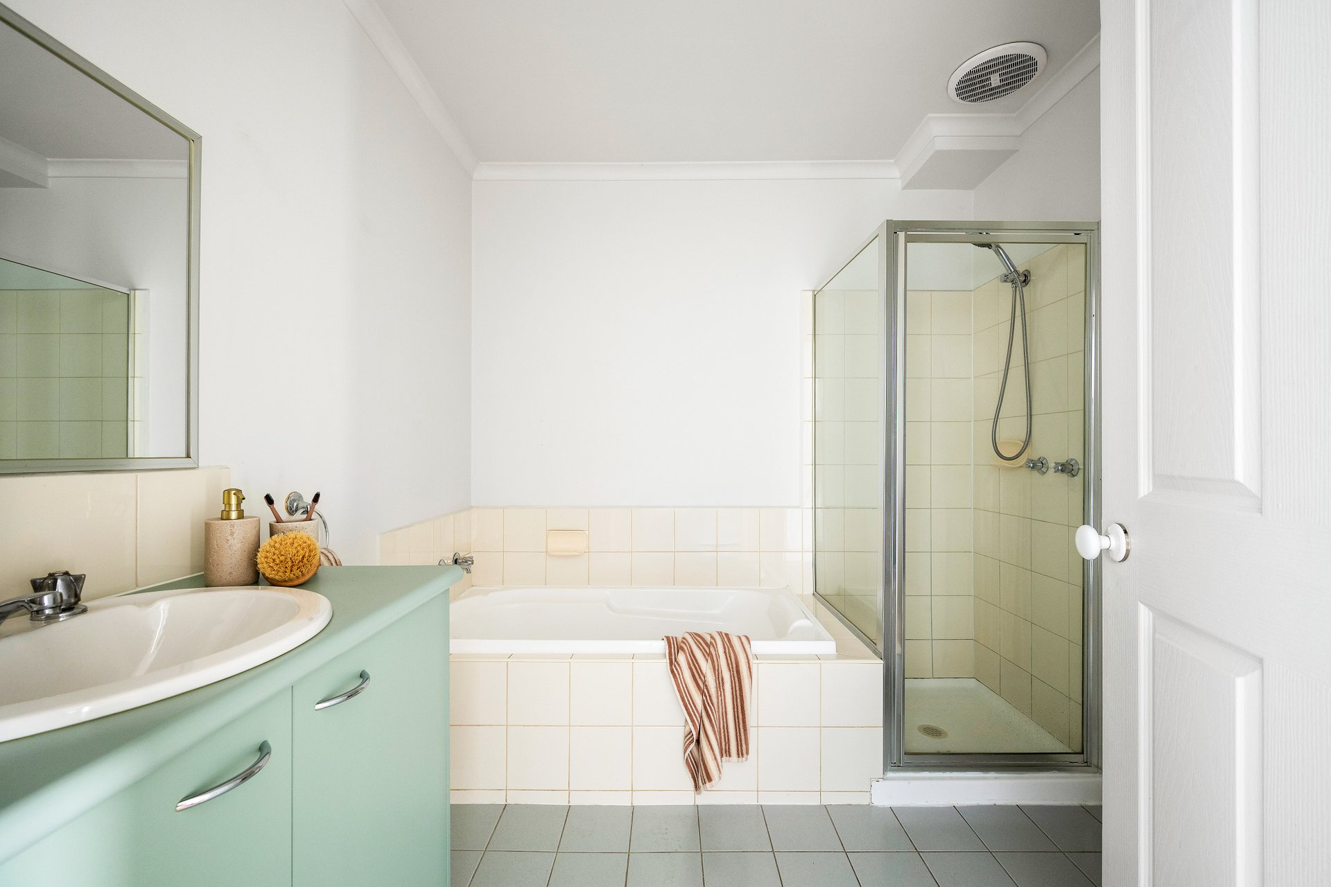 14/162 Stockmans Way, Kensington image 5