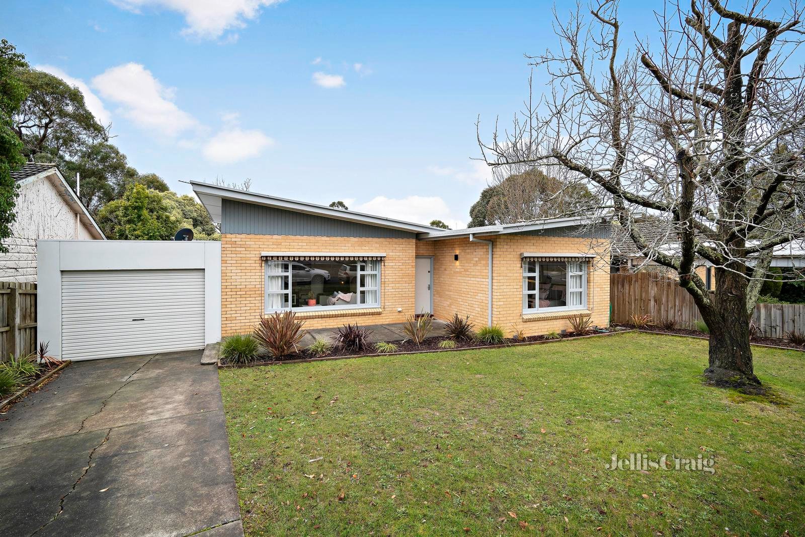 1417 Geelong Road, Mount Clear image 1