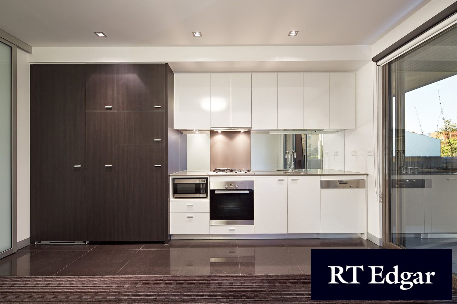 Property Gallery Thumbnail 4