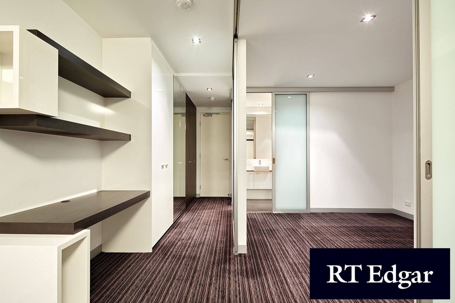 Property Gallery Thumbnail 7