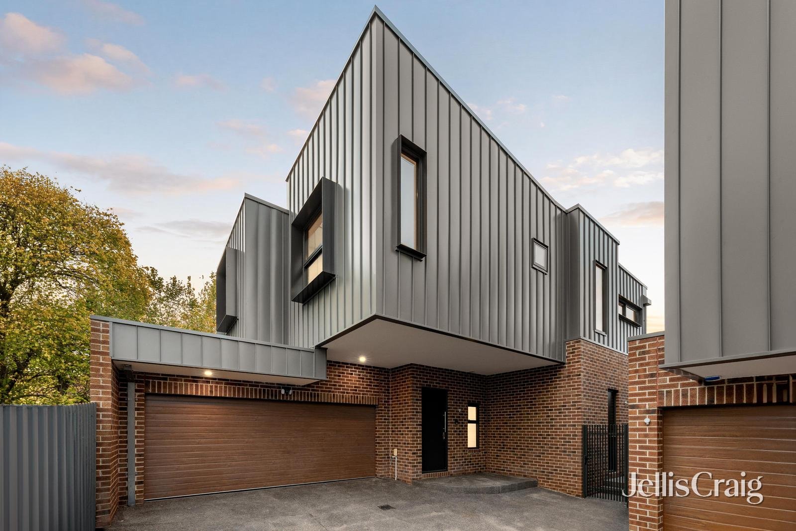 1&4/18 Evelina Street, Balwyn image 2