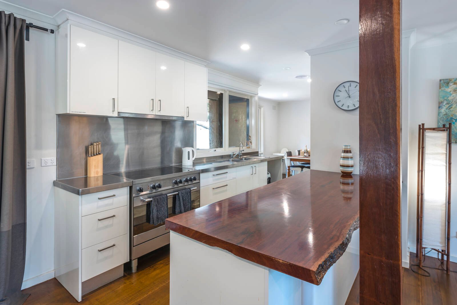 Property Gallery Thumbnail 4