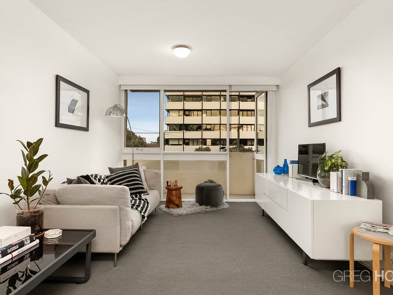 14/187 Beaconsfield Parade, Middle Park image 4