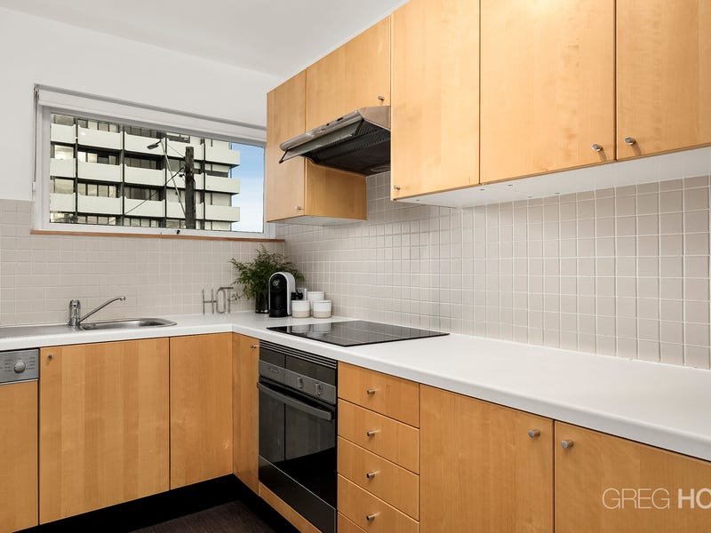 14/187 Beaconsfield Parade, Middle Park image 5
