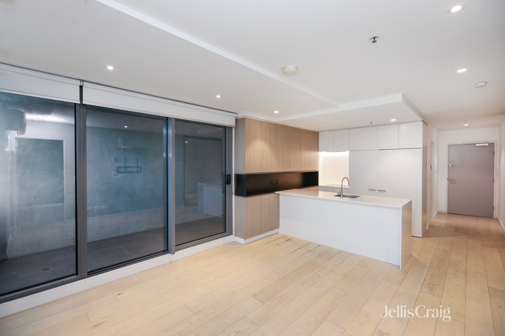 1419/1 Ascot Vale Road, Flemington image 6
