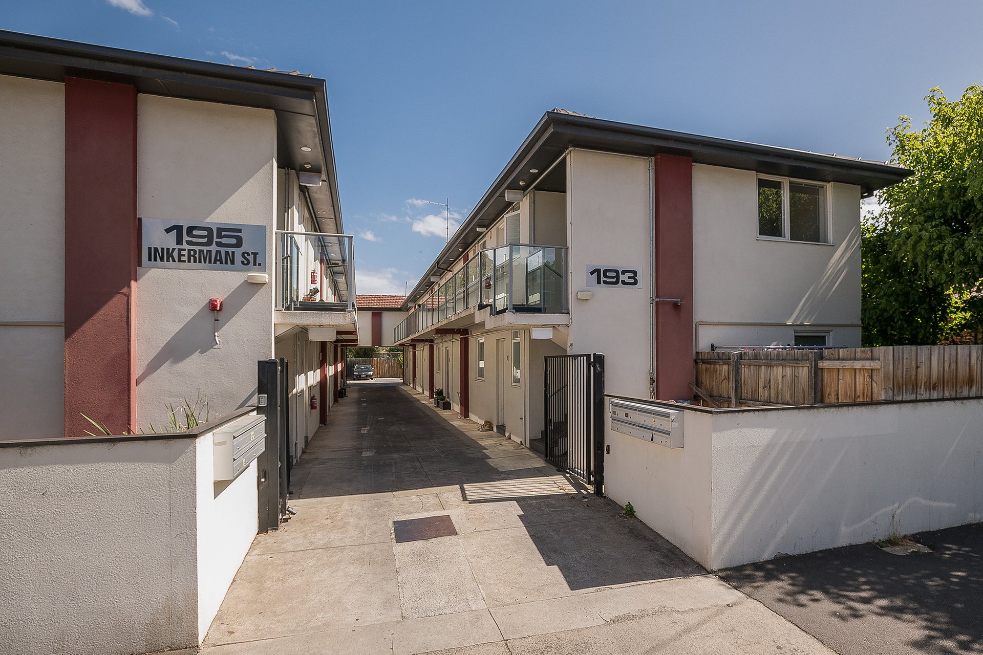 Property Gallery Thumbnail 6