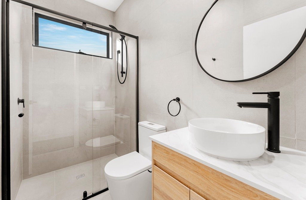 1/42-44 Crevelli Street, Reservoir image 3