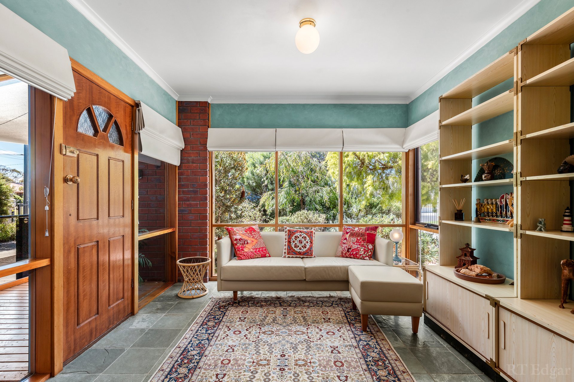 Property Gallery Thumbnail 13