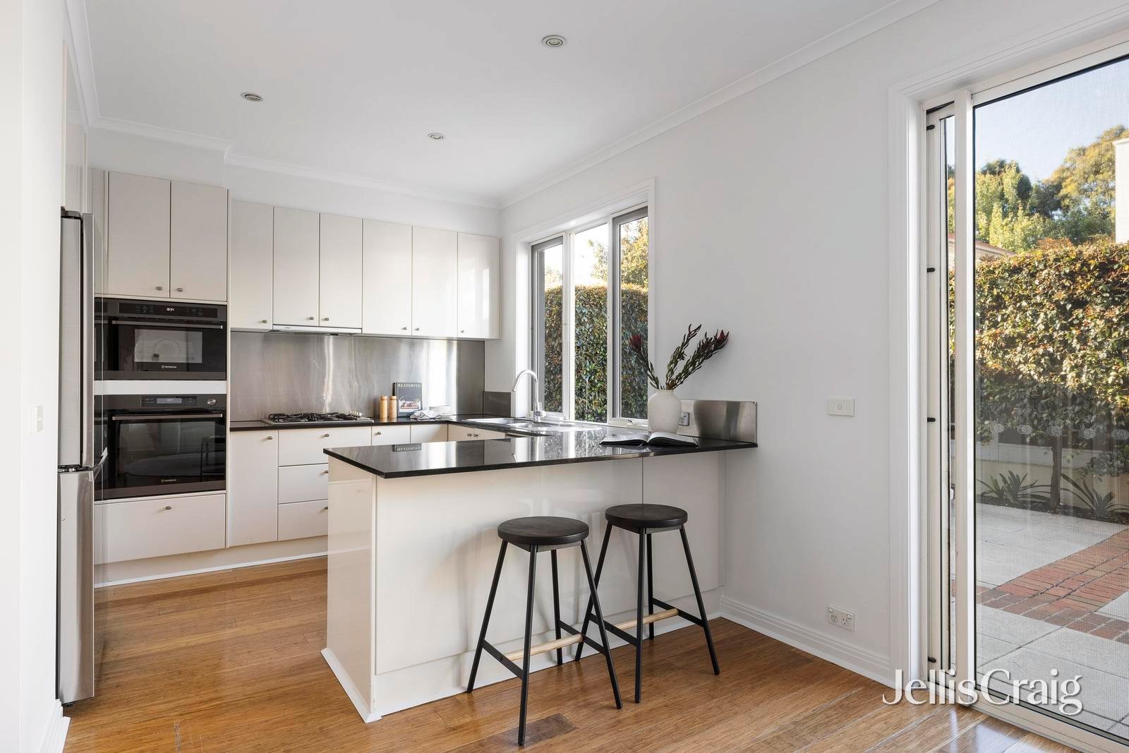 142 Beach Street, Port&nbsp;Melbourne image 8