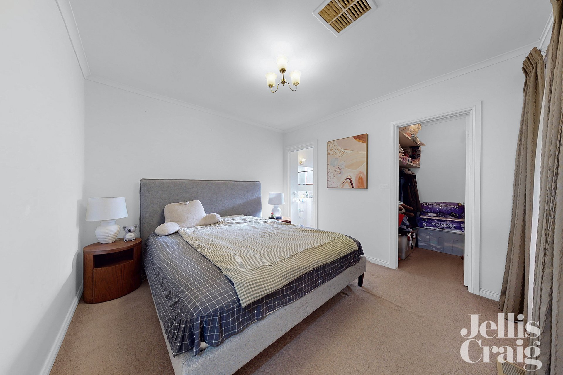 1/42 Highfield Road, Canterbury image 8