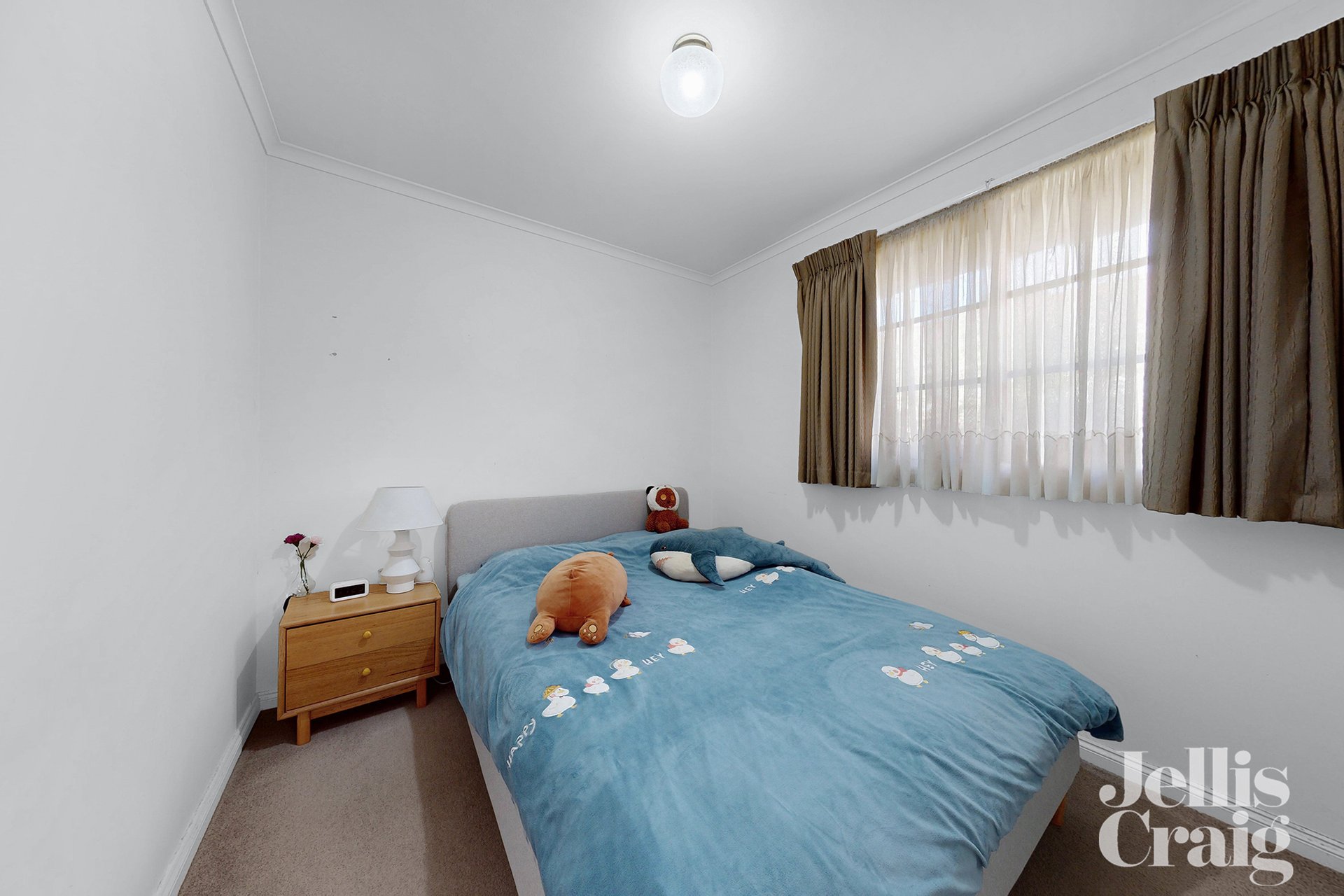 1/42 Highfield Road, Canterbury image 9