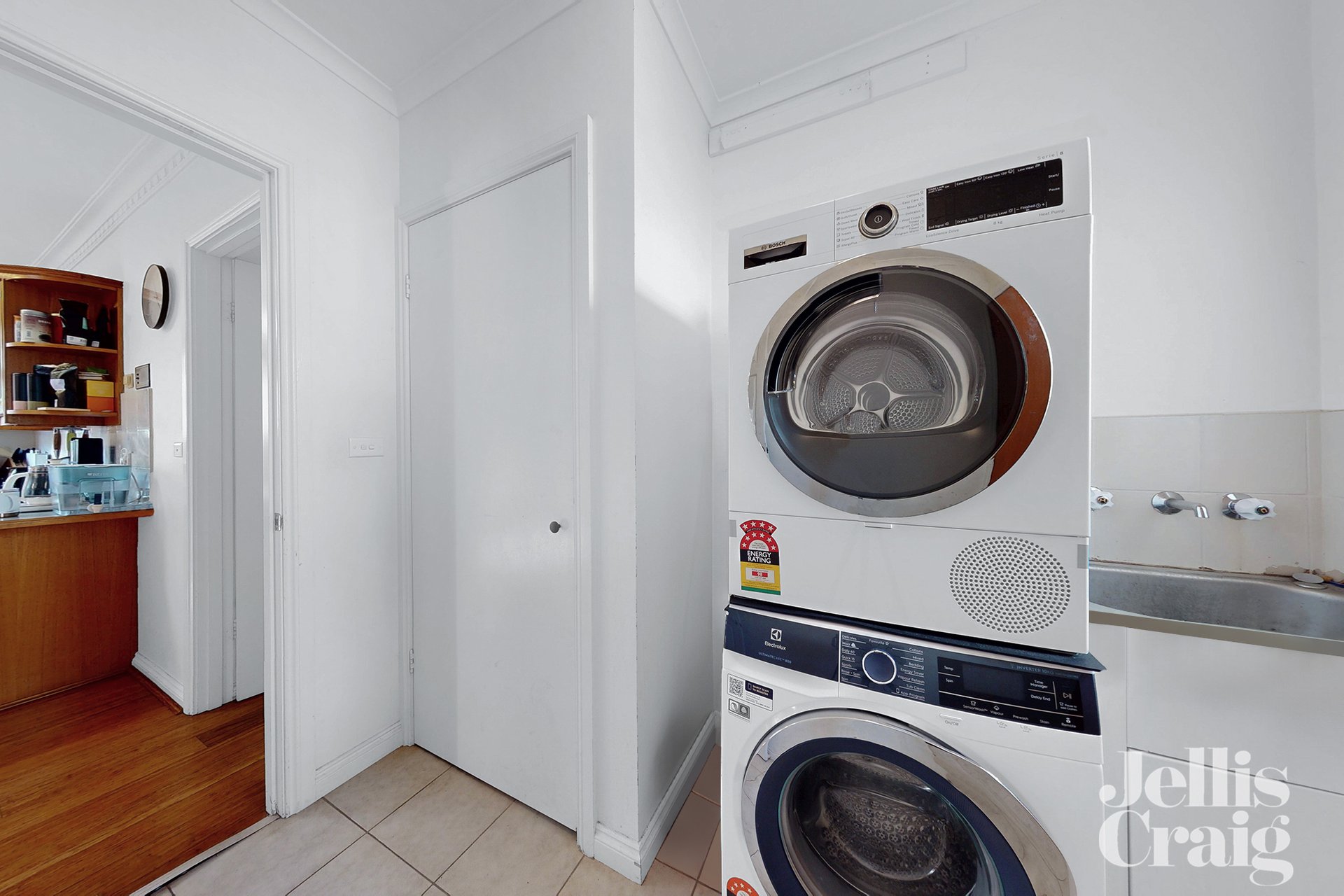 1/42 Highfield Road, Canterbury image 13