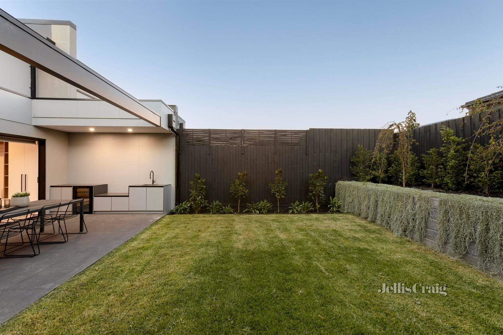 1/42 London Street, Bentleigh image 19