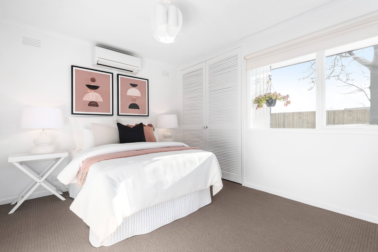 Property Gallery Thumbnail 11