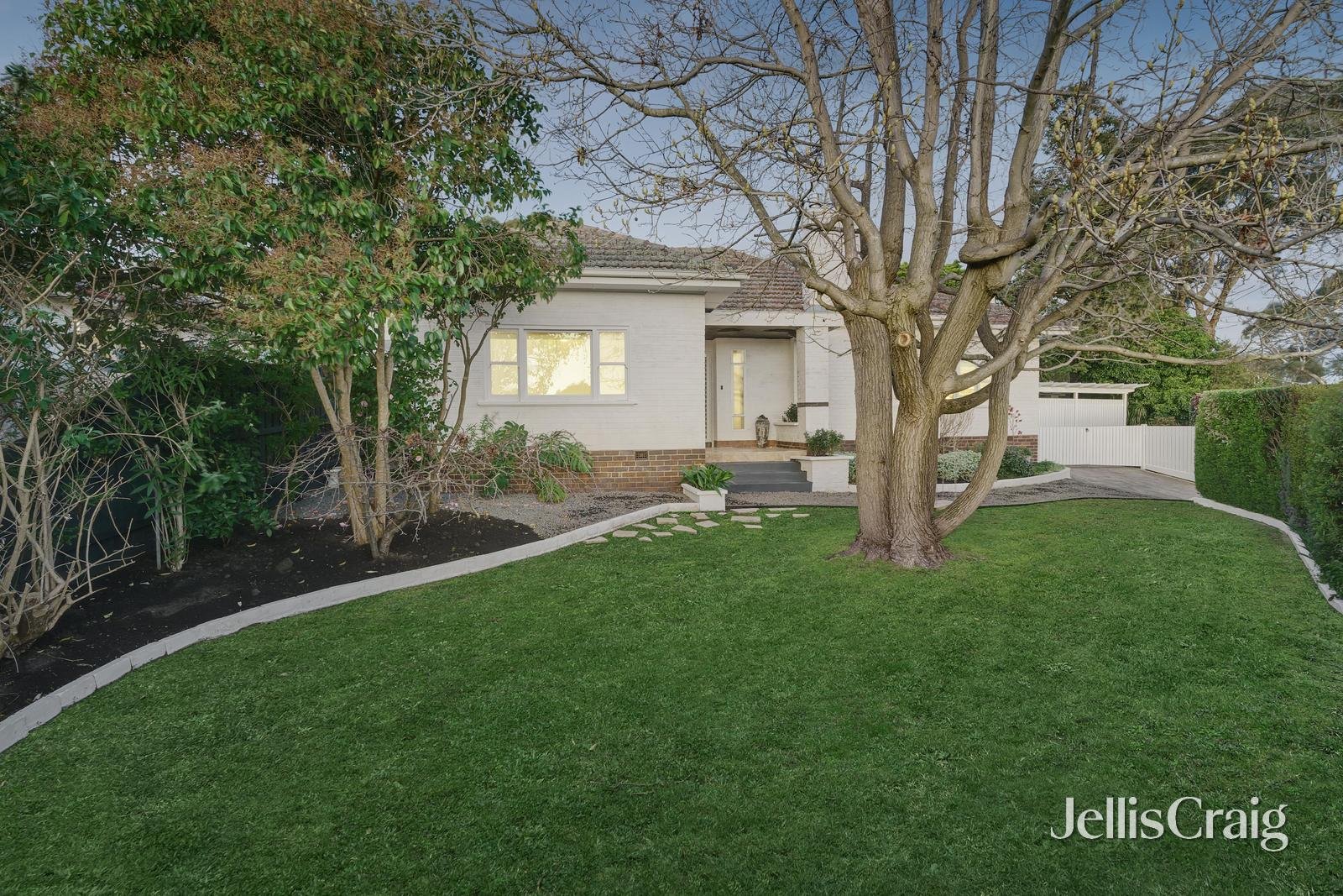 142 Mountain View Road, Briar Hill image 14