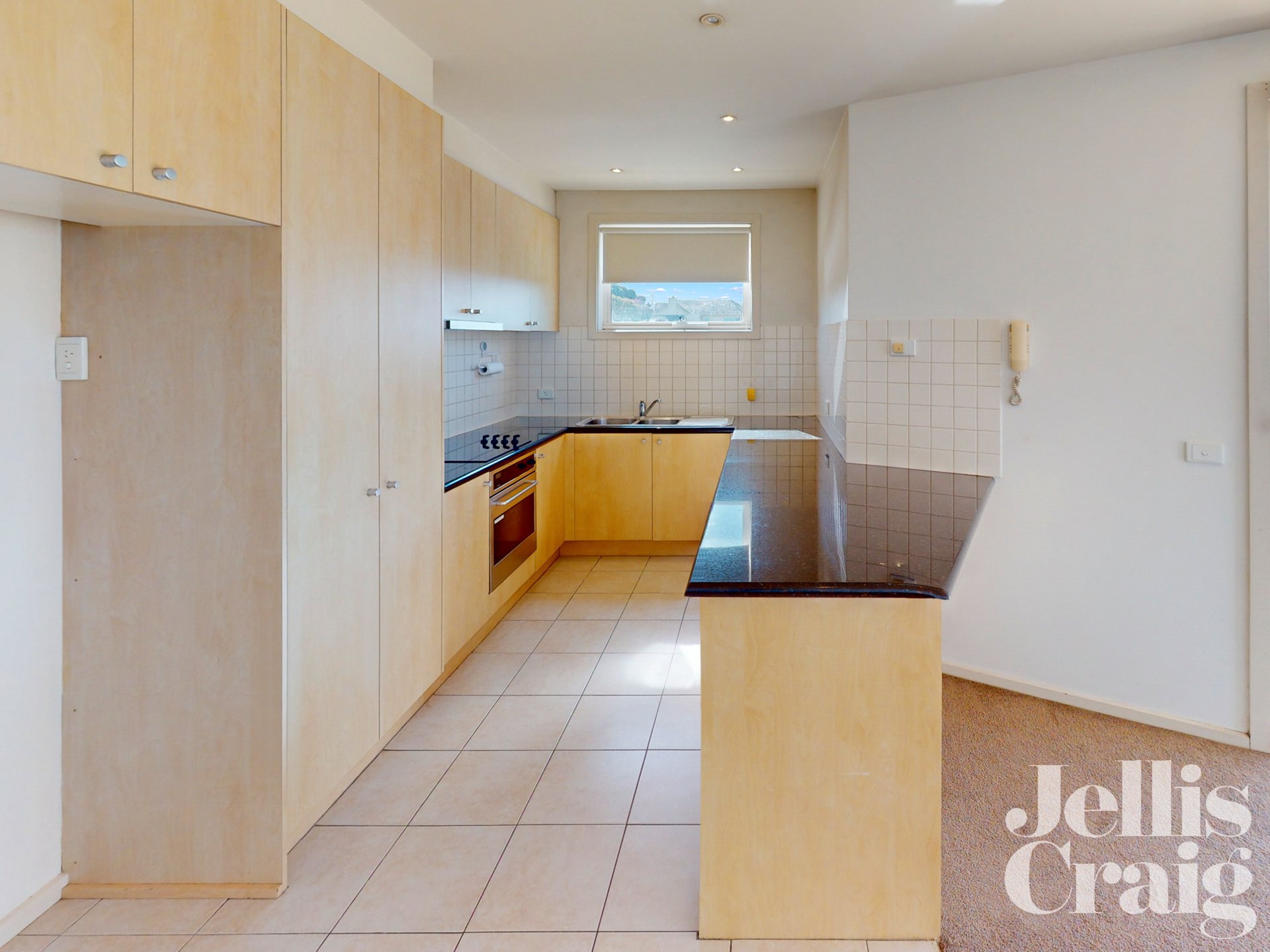 14/2 North Avenue, Strathmore image 2