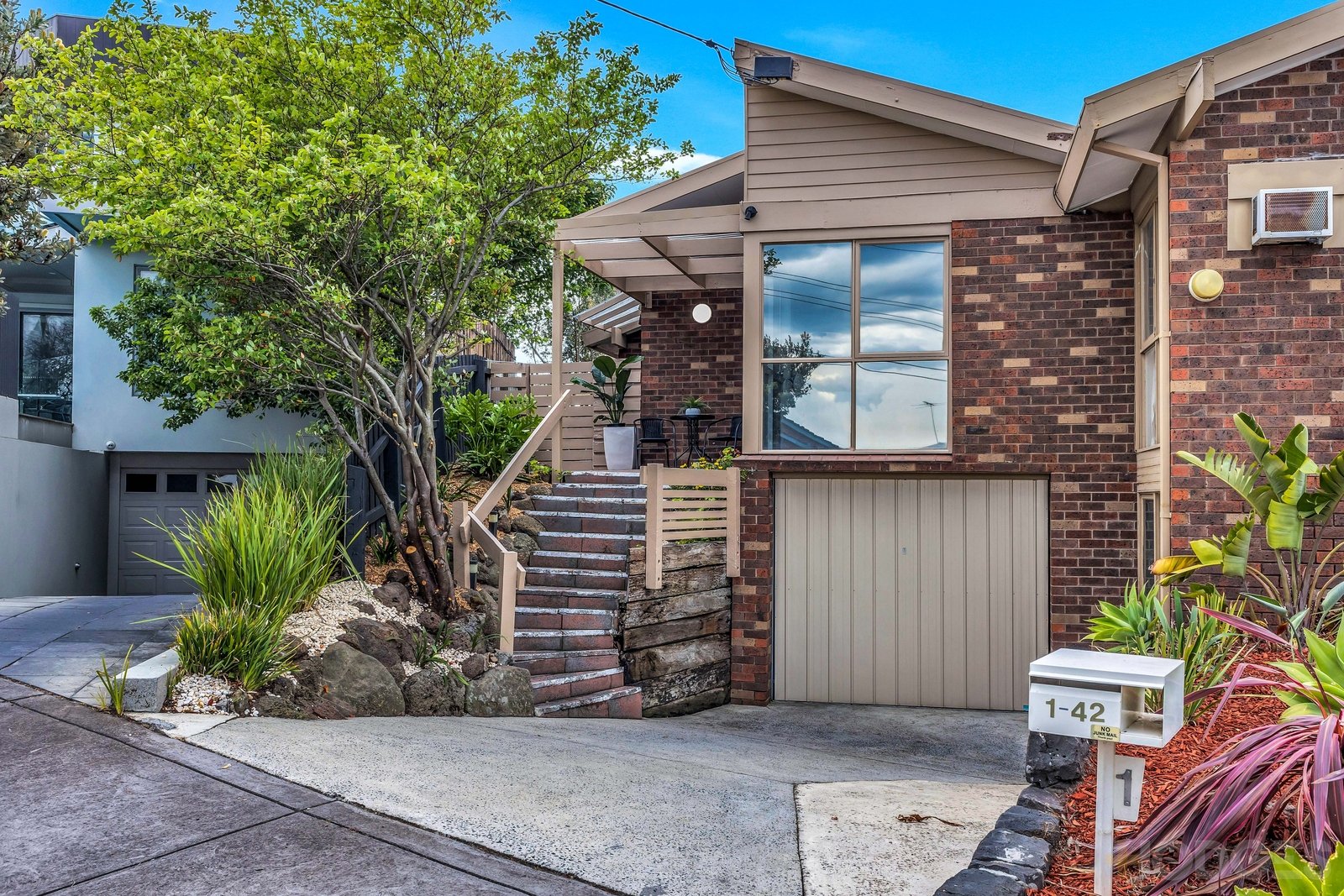 1 / 42 Rennison Street Parkdale