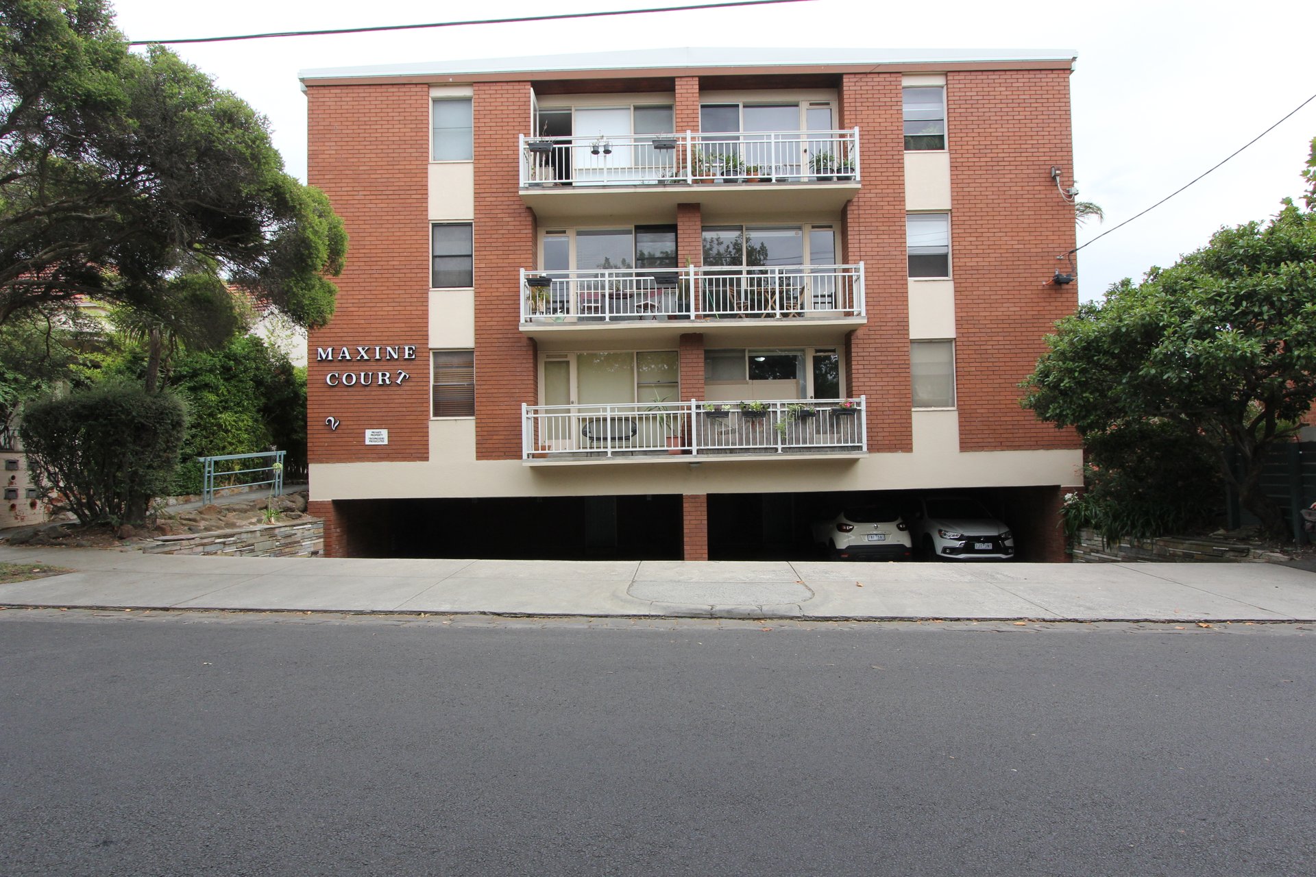 Property Gallery - Main Image