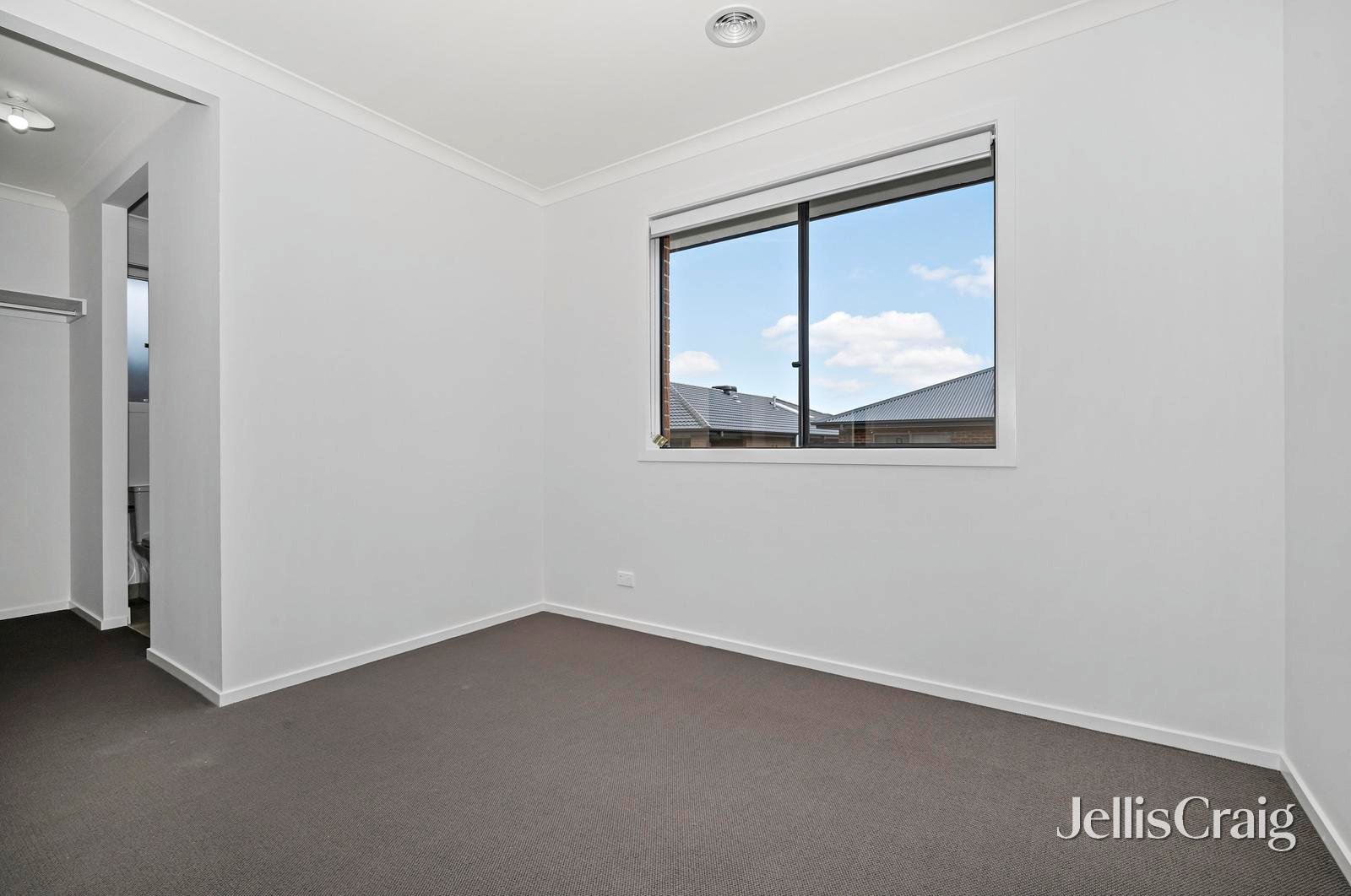 142 Shortridge Drive, Lucas image 5